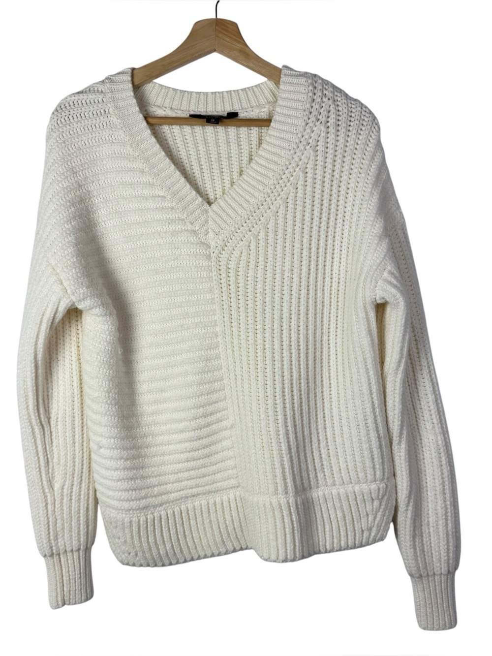 Simply Vera Vera Wang White Ribbed V-Neck Sweater M